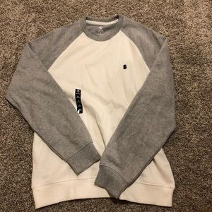 Men’s Izod Crew Neck